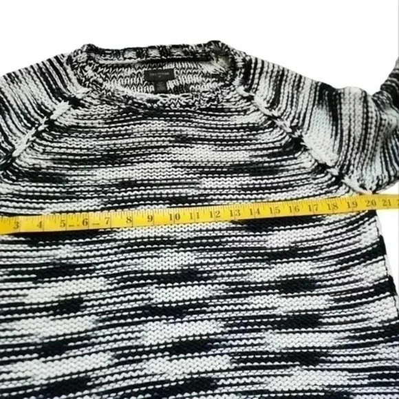 TRUE Religion Hand Knit Chunky Cotton Sweater Pullover Black/White Women's Small - Picture 14 of 15